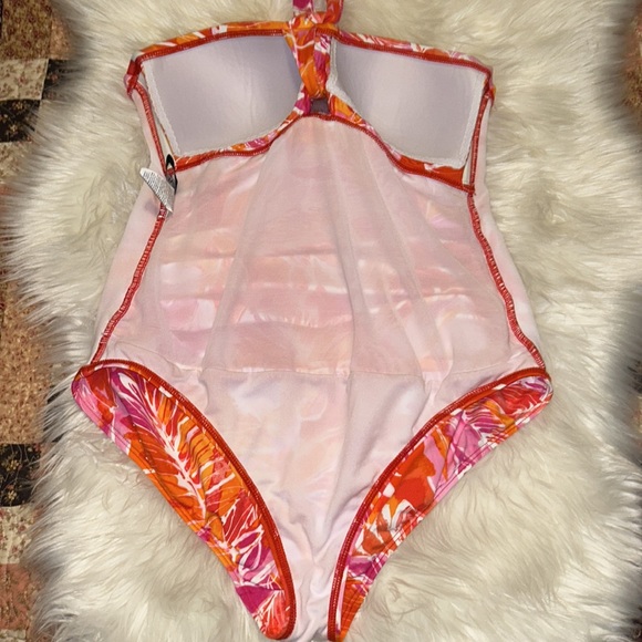 Lauren Ralph Lauren Cutout One Piece Swimsuit - Picture 5 of 7